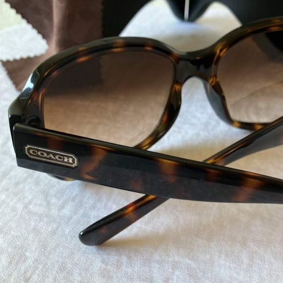 Coach: Rita (L923) Dark Tortoise Sunglasses- Case & Microfiber Cloth - Picture 10 of 16